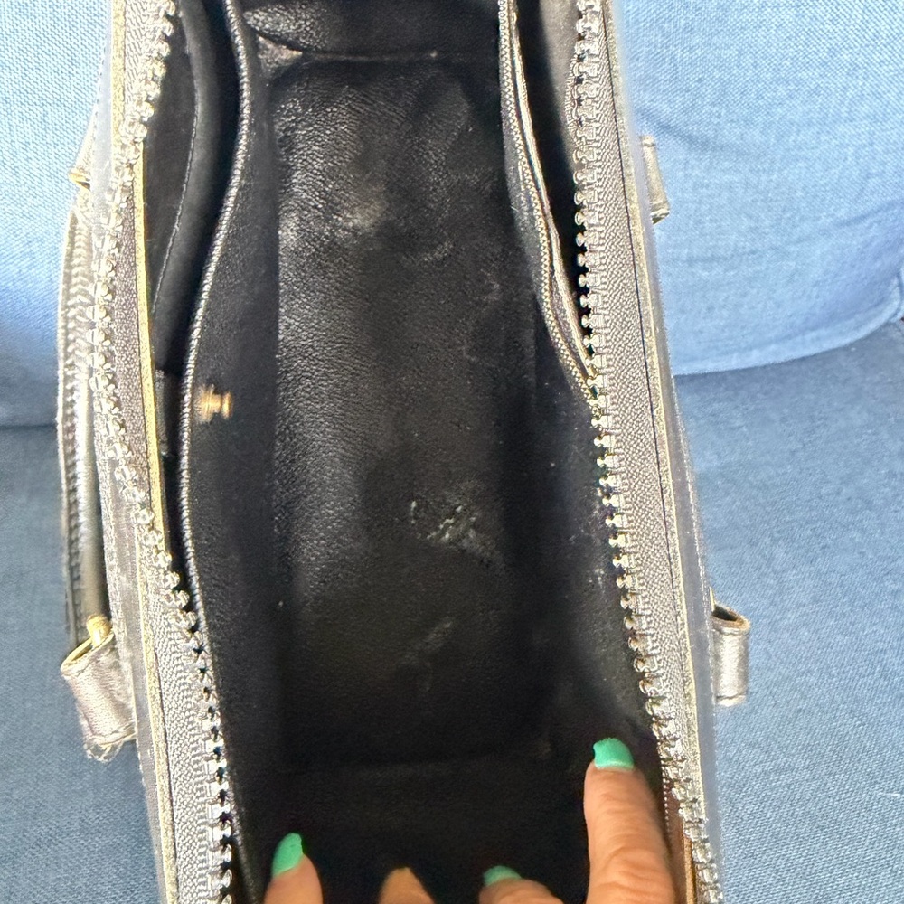 RARE Classic Dooney R710 Purse - Picture 10 of 11